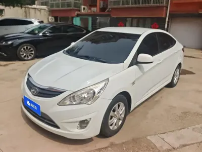 Hyundai Verna · 2013 год