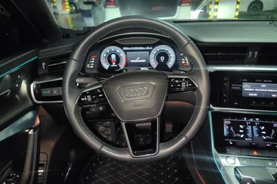 Audi A6L 2020, 53700 км, за 234931.02 CNY