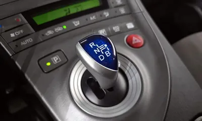 Toyota Prius 2015, 99778 км, за 8700000 KRW - фото 9