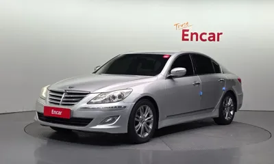 Hyundai Genesis · 2012 год
