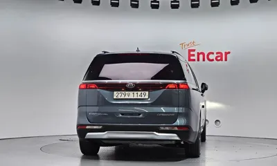 Kia Canival 2021, 167305 км, за 20200000 KRW