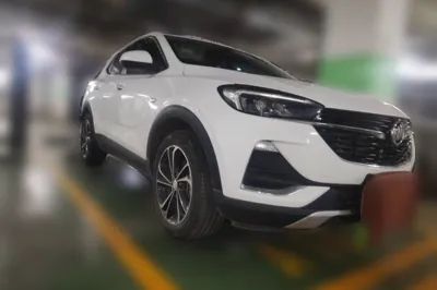 Buick Encore GX 2020, 49500 км, за 46749.63 CNY