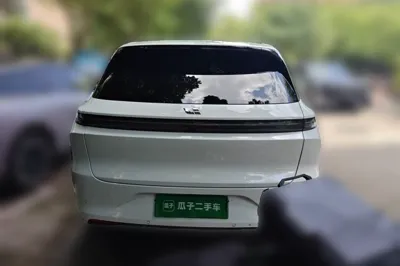 Li Auto L6 2024, 22800 км, за 193524.59 CNY