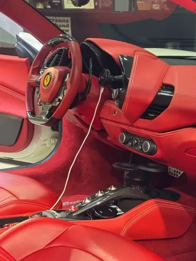 Ferrari 488 2017, 33700 км, за 229000000 KRW - фото 11