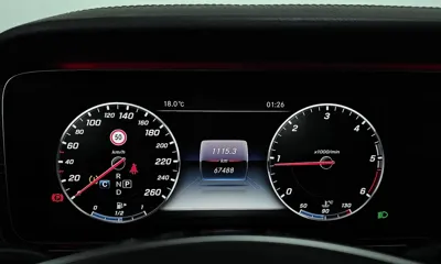 Mercedes-Benz E-Class 2017, 67488 км, за 27500000 KRW - фото 8