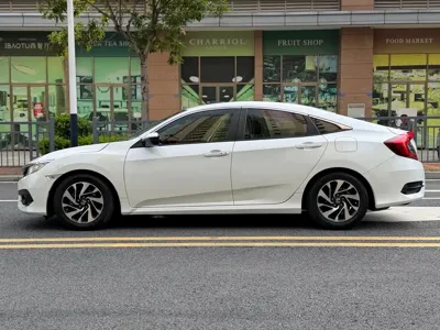 Honda Civic 2019, 76000 км, за 52800 CNY - фото 12