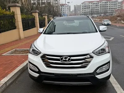 Hyundai Santa Fe · 2015 год