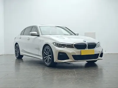 BMW 3 Series 2020, 90200 км, за 123900 CNY