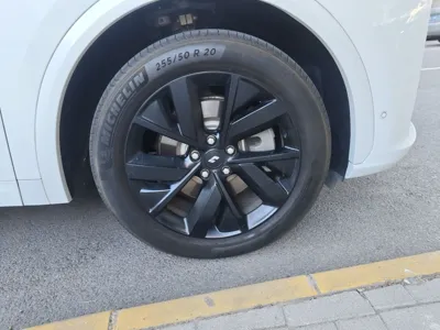 Li Auto L7 2023, 91800 км, за 179651.23 CNY - фото 8