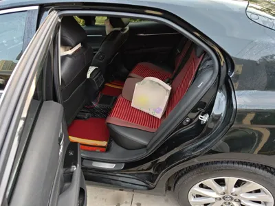 Toyota Camry 2019, 57200 км, за 89561.06 CNY - фото 18