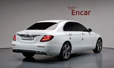 Mercedes-Benz E-Class 2019, 52341 км, за 27500000 KRW