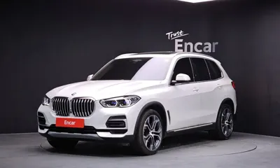 BMW X5 · 2022 год