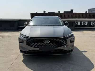 Ford Mondeo 2022, 30000 км, за 82500 CNY