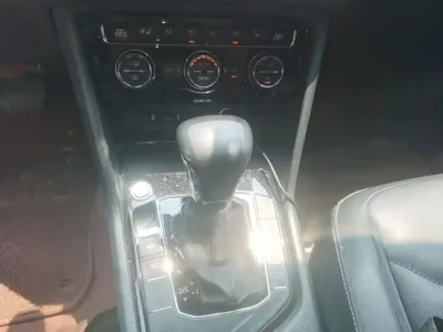 Volkswagen Tiguan L 2017, 121000 км, за 51800 CNY - фото 14