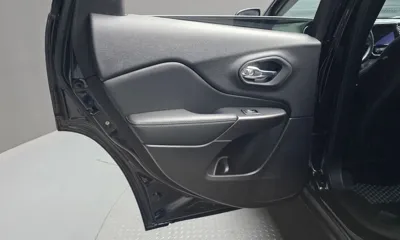 Jeep Cherokee 2021, 45792 км, за 19500000 KRW - фото 25