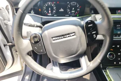 Land Rover Range Rover Evoque 2020, 60500 км, за 121029.2 CNY - фото 9