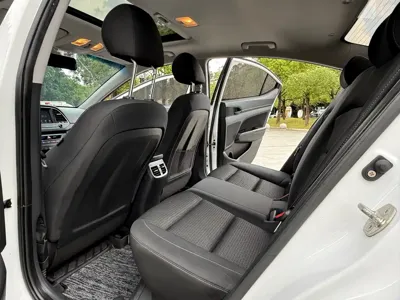 Hyundai Elantra 2019, 50000 км, за 39800 CNY - фото 6
