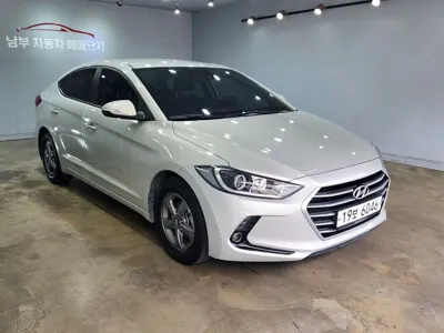Hyundai Avante 2016, 55670 км, за 8200000 KRW