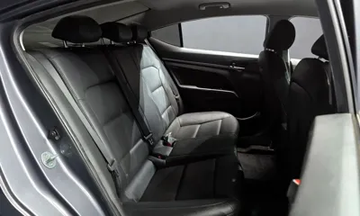 Hyundai Avante 2018, 97392 км, за 9900000 KRW - фото 12