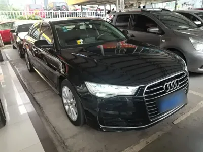 Audi A6L 2018, 107400 км, за 110300 CNY