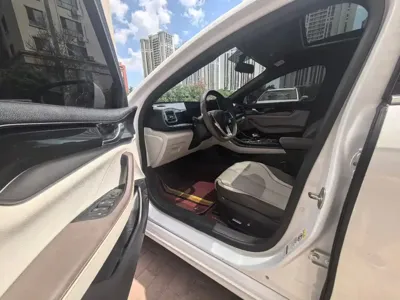 BYD Qin Plus 2023, 50000 км, за 49800 CNY - фото 6