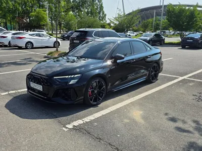 Audi RS3 2023, 18100 км, за 35130000 KRW