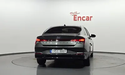 Hyundai Avante 2023, 70036 км, за 99990000 KRW