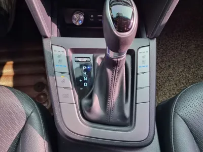 Hyundai Avante 2018, 114000 км, за 10800000 KRW - фото 9