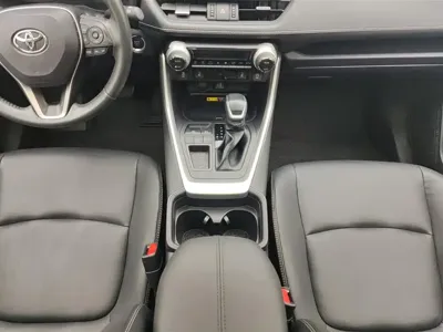 Toyota RAV4 2024, 40900 км, за 129300 CNY - фото 16