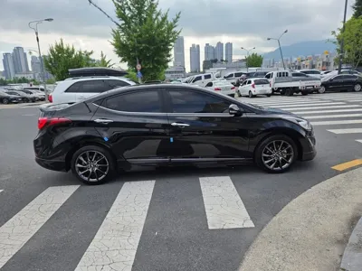 Hyundai Avante 2015, 169908 км, за 5700000 KRW - фото 3