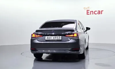 Lexus ES 2019, 68658 км, за 34800000 KRW