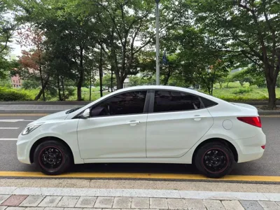 Hyundai Accent 2016, 63293 км, за 6200000 KRW - фото 18