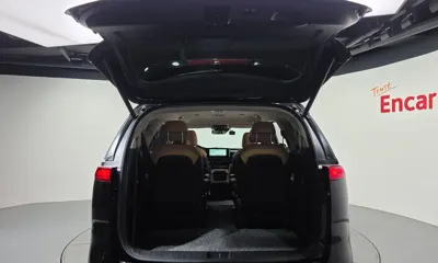Kia Canival 2023, 12046 км, за 29800000 KRW - фото 20
