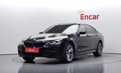 BMW 7-Series · 2017 год