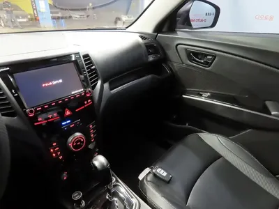 KG_Mobility_Ssangyong TIBOLI 2017, 120121 км, за 6300000 KRW - фото 11