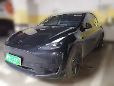 Tesla Model Y 2024, 71900 км, за 172399 CNY
