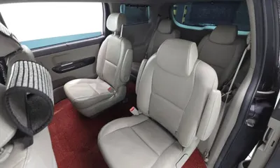 Kia Canival 2015, 205967 км, за 7500000 KRW - фото 12