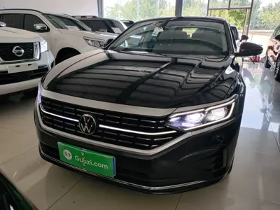 Volkswagen Passat 2022, 59000 км, за 107200 CNY - фото 3