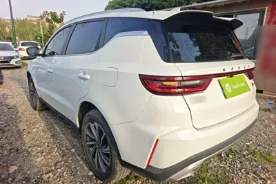 Geely Auto Vision X6 2021, 53200 км, за 53316.47 CNY