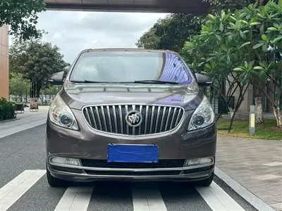 Buick GL8 2014, 390000 км, за 36800 CNY