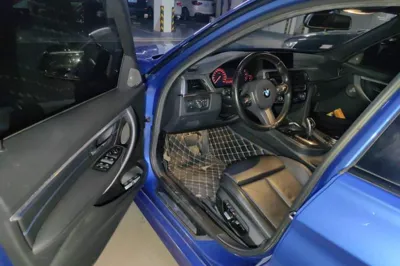 BMW 3 Series 2019, 68900 км, за 112139.3 CNY - фото 17