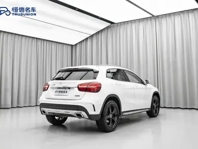 Mercedes-Benz GLA 2019, 42300 км, за 69800 CNY