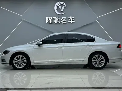 Volkswagen Magotan 2017, 103000 км, за 59800 CNY