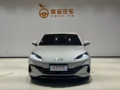 BYD 海豹06 2025, 8500 км, за 68000 CNY