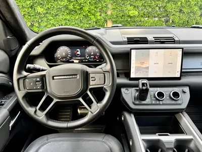 Land Rover Defender 2025, 1800 км, за 765800 CNY - фото 14