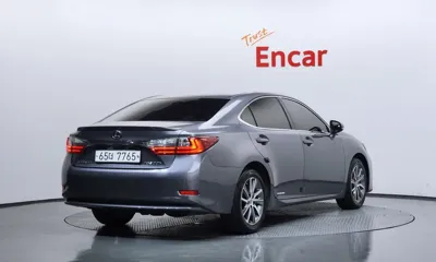 Lexus ES 2017, 75436 км, за 25000000 KRW - фото 2
