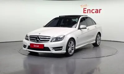 Mercedes-Benz C-Class · 2012 год
