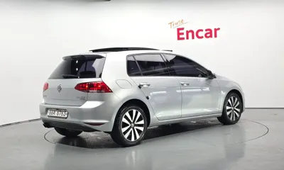 Volkswagen Golf 2013, 148899 км, за 7600000 KRW
