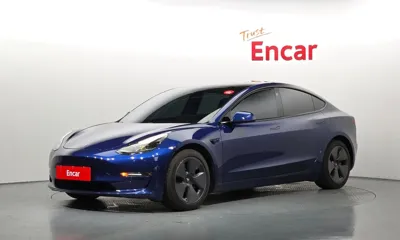 Tesla Model 3 · 2021 год
