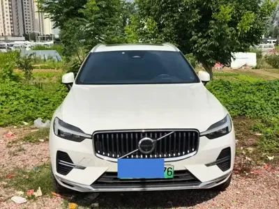 Volvo XC60 PHEV 2022, 50000 км, за 138800 CNY